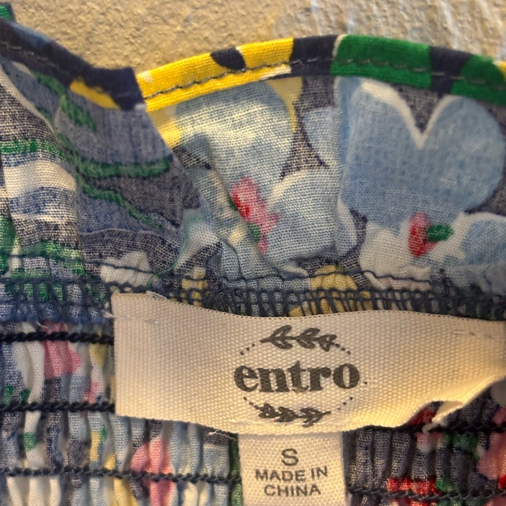 Entro Floral Babydoll Dainty Smocked Top Blouse Ruffle Sleeves Women’s Sz Small - Picture 6 of 7
